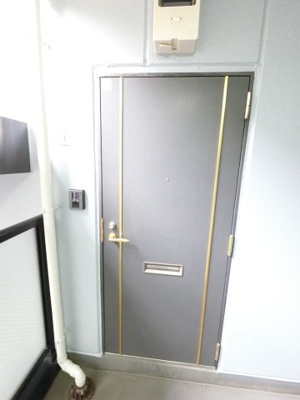 【玄関】 | ユニヴァービレッジ９６