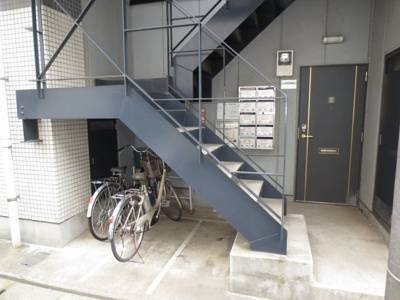 【エントランス】 | ユニヴァービレッジ９６