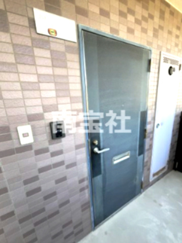 【玄関】