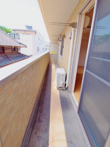 ゴールデン エコーのバルコニー