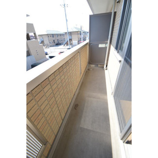 【バルコニー】 | ルミエールヤナセＢ