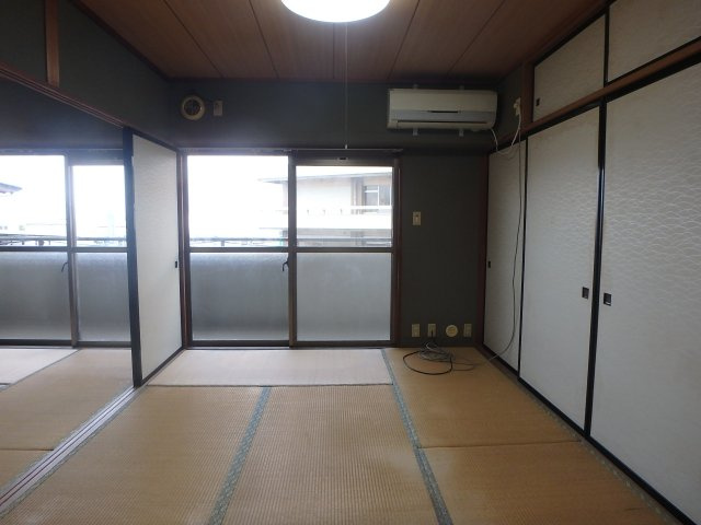 ホワイトキャッスルの和室|202の写真