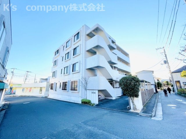 横浜市南区中里　ステイト15の外観