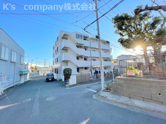 横浜市南区中里　ステイト15の外観