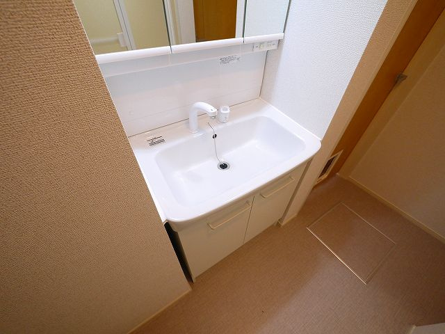 クラール北永井Ａの独立洗面台|独立洗面化粧台付き