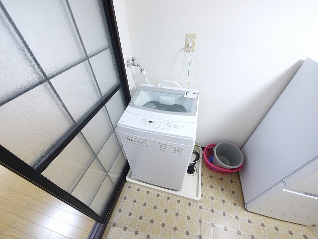 メゾン押上の設備|洗濯機が設置されてます