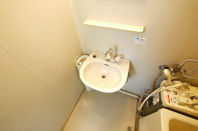 メゾン押上の設備|洗面台です