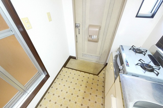 メゾン押上の玄関|落ち着いた玄関です