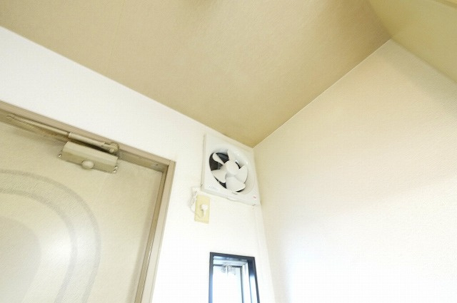 メゾン押上の設備|換気扇です