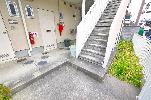 メゾン押上のその他共用部分|玄関前です