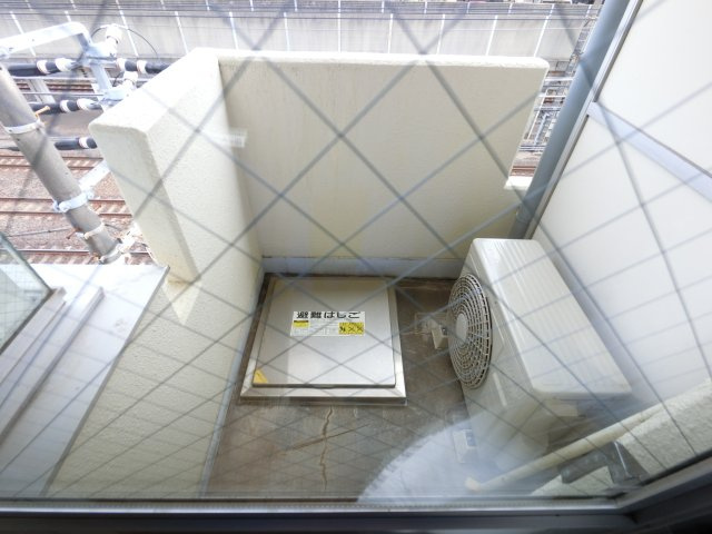 【バルコニー】