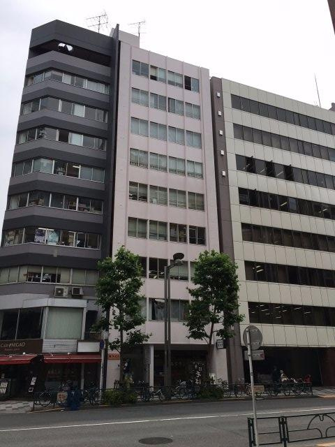 新宿区新宿１丁目の事務所の外観