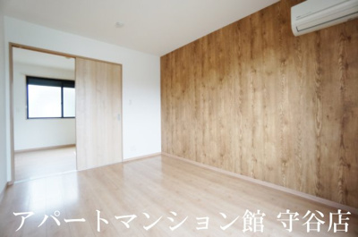 【寝室】 | クレセントコート