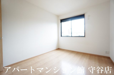 【寝室】 | クレセントコート