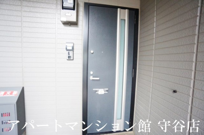 【玄関】 | クレセントコート