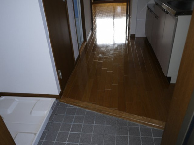 【玄関】 | ロイヤル山口Ⅲ