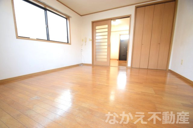【洋室】 | 広々とした洋室です