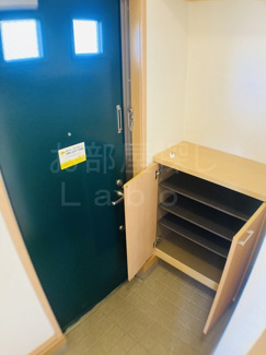 【玄関】 | アザレアＢ