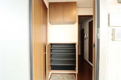 【玄関】 | カーサ・ヴィオラＡ