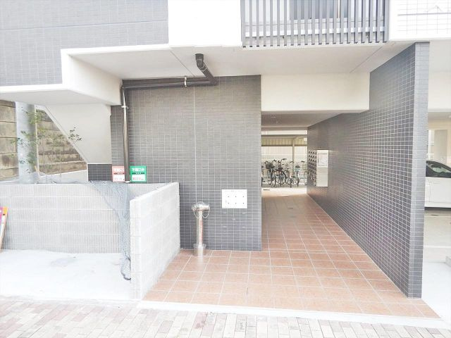 スカイコート御器所のエントランス|スカイコート御器所