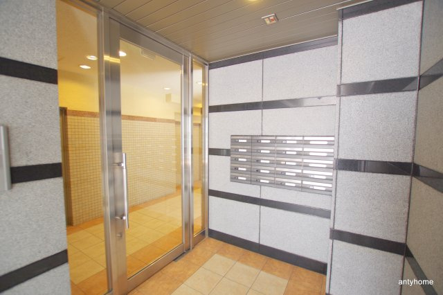 アルビオン西梅田　仲介手数料無料のロビー