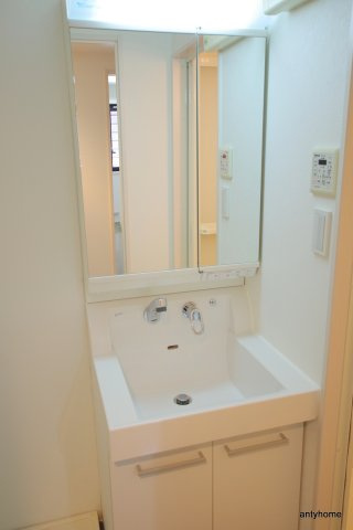 アルビオン西梅田　仲介手数料無料の洗面所