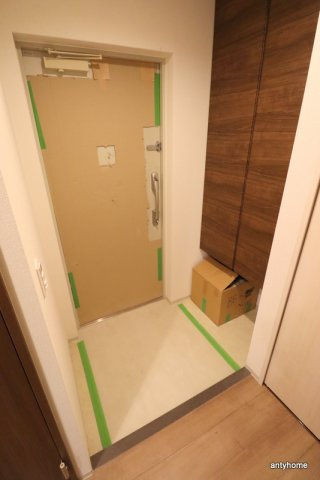 アスラン江戸堀　仲介手数料無料の玄関