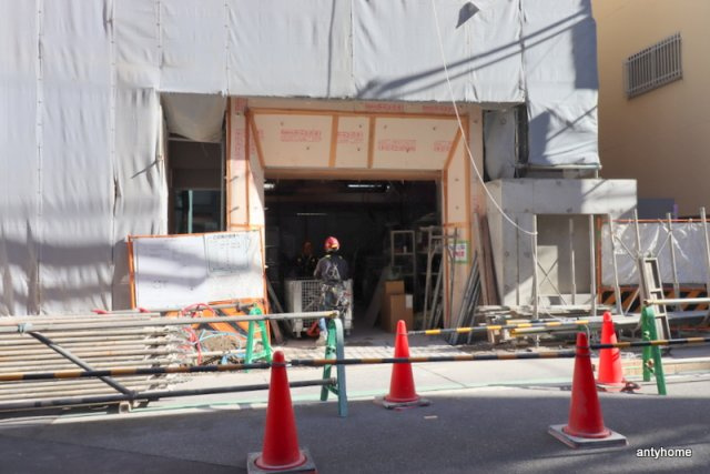 アスラン江戸堀　仲介手数料無料のエントランス
