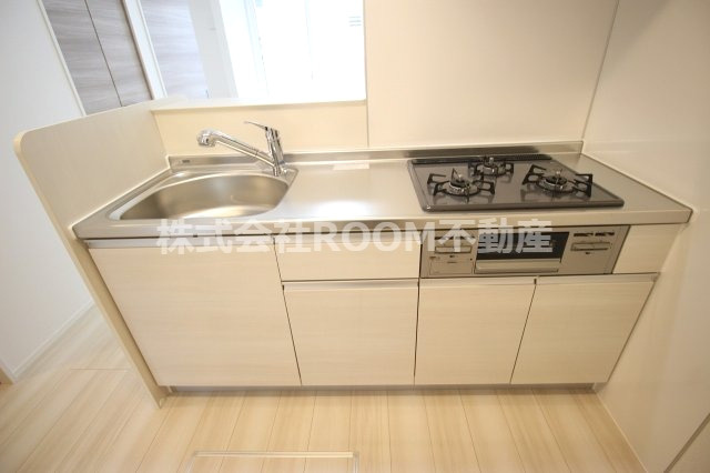 セジュールエクラ　A棟のキッチン|コンパクトなキッチンで掃除もラクラク