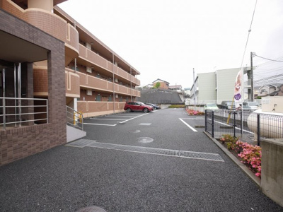 【駐車場】 | ジェミナイ