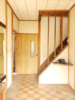 【玄関】 | 八頭郡智頭町中古戸建