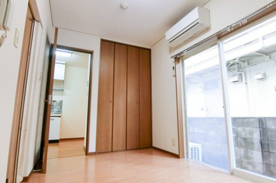 【内装】 | サンオーシャン | 約6.5帖