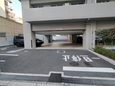 【駐車場】 | ル・サンククオス城東中央