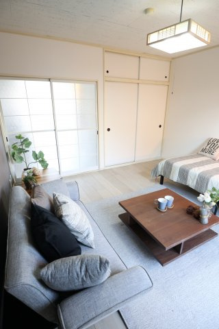 ハイツジュネスの洋室