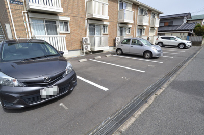 【駐車場】 | ヴィラドエルⅢ