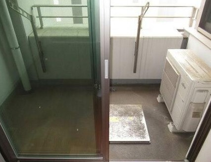 ライオンズ府中駅前のバルコニー