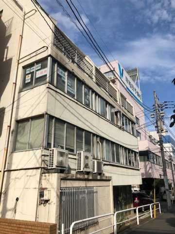 アート第一ビルの外観