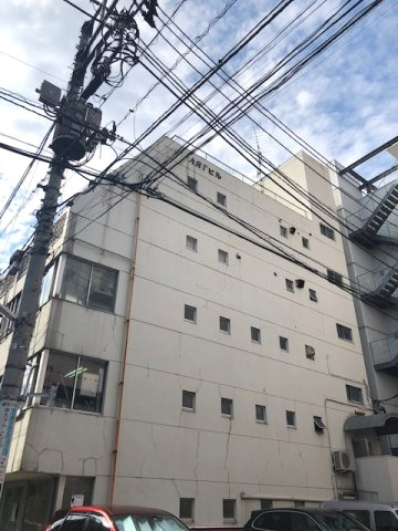 アート第一ビルの外観