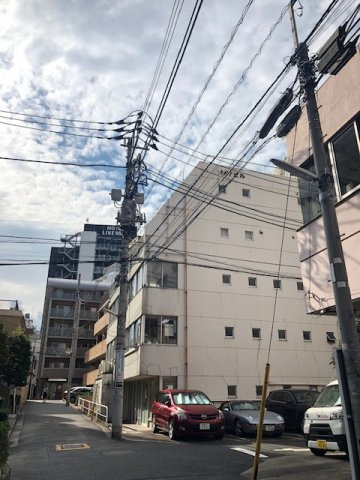 アート第一ビルの外観