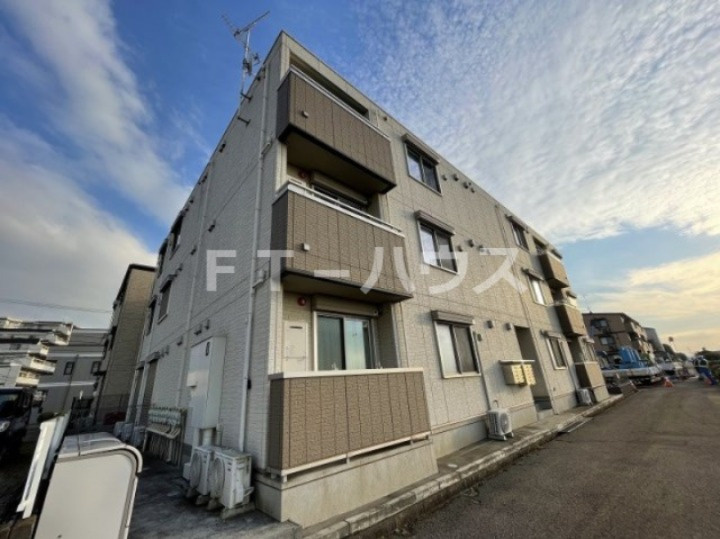 サンスクミの外観