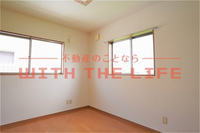 テラスハウス青木【キャッシュバック対象物件】の子供部屋|子供部屋です