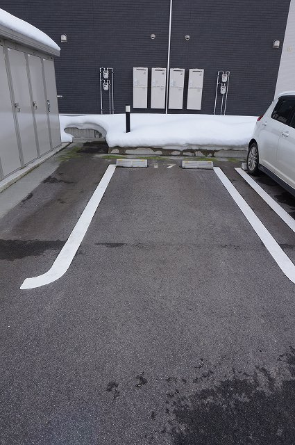 セレーノⅠの駐車場