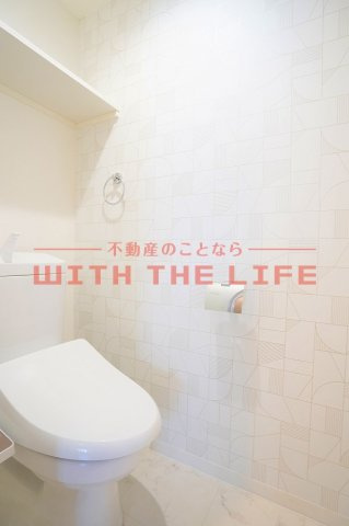 Rassure N・K【キャッシュバック対象物件】のトイレ|落ち着いた色調のトイレです