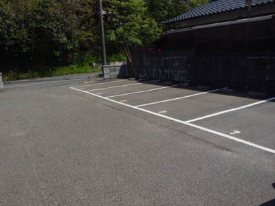 【駐車場】 | シャーメゾン愛