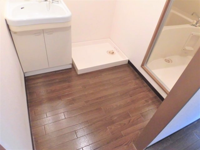 惣武マンションの洗面所