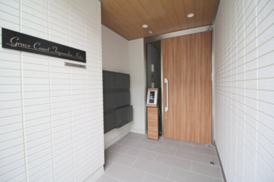 【エントランス】 | グレースコート豊中北