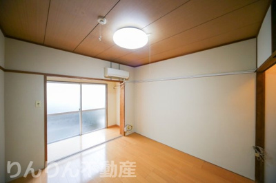 【洋室】 | 吉野マンション | スタンダードな洋室です
