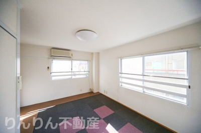 【居間・リビング】 | エル・パセオ仲之町 | 居間です