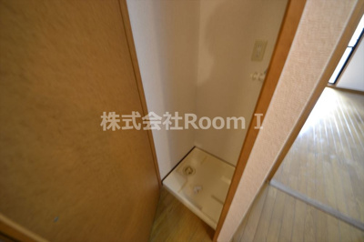 【設備】 | ジュネーゼ大阪城南 | コンパクトで使いやすい洗面所