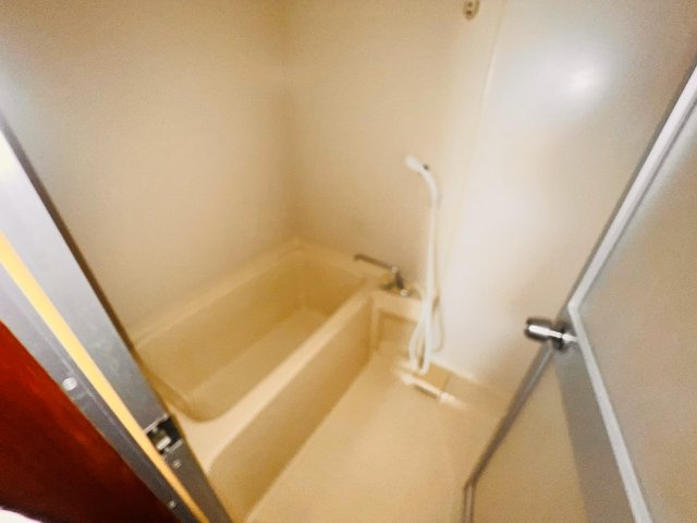 古賀ビルの浴室